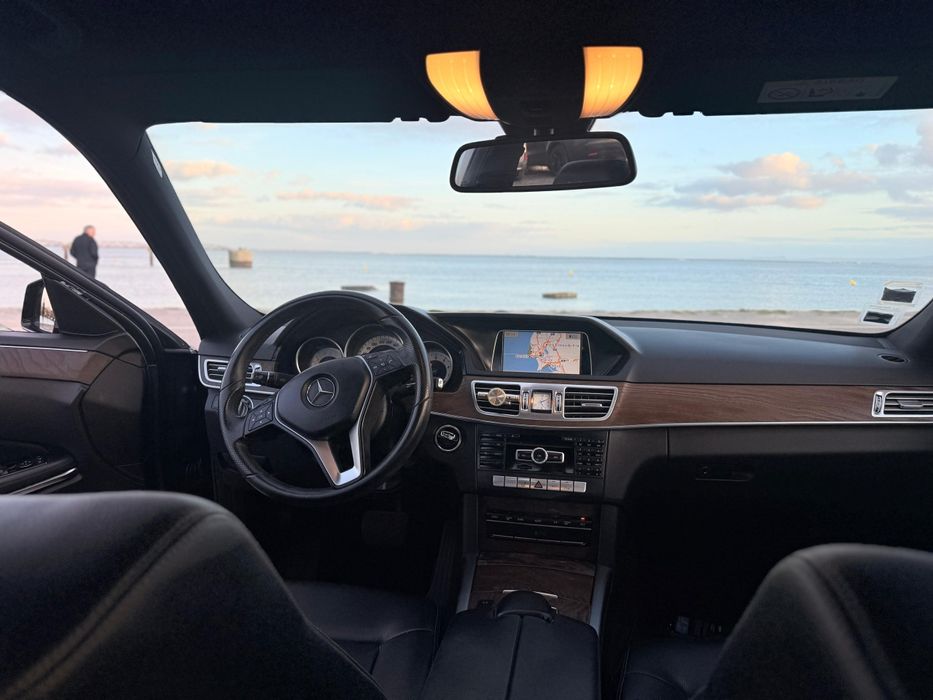 Mercedes-Benz E250 só 82.000 kms Nacional