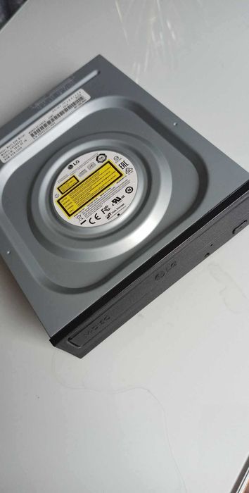 Napęd wewnętrzny LG SuperMulti GH24NSD1