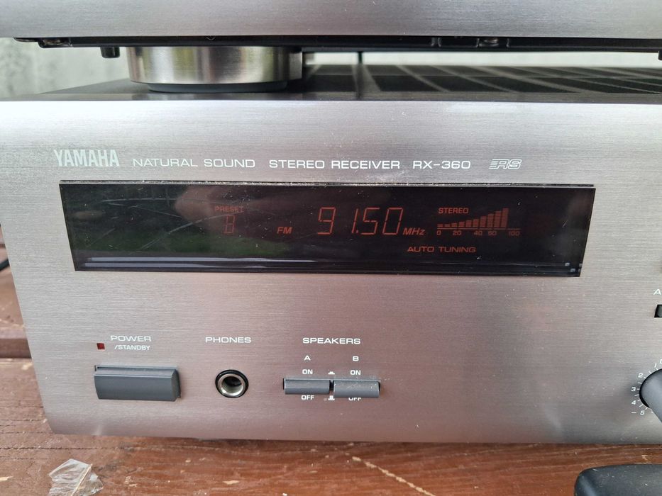Wieża Yamaha RX-360