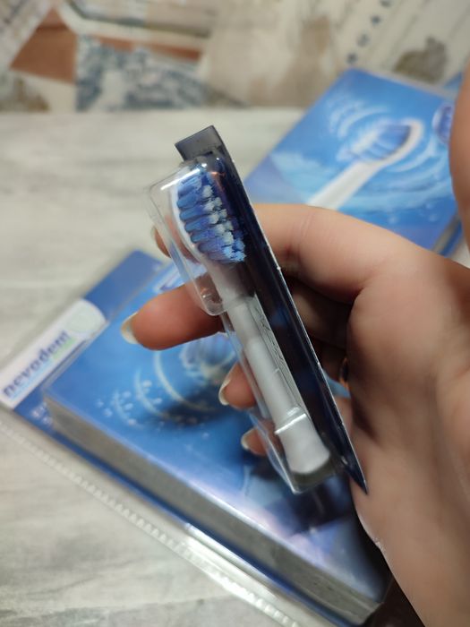 Набір запасних насадок для ультразвукової зубної щітки NEVADENT NZKS 6