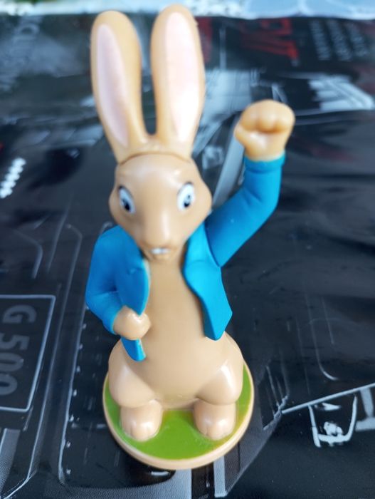 Игрушка Питер , хорошего качества.