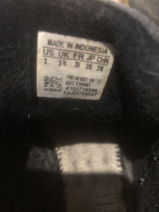 Осінь-весна замш adidas 35 розімр 22 см устілка