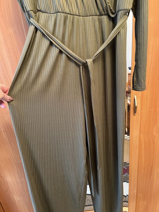 Kombinezon khaki 44/46