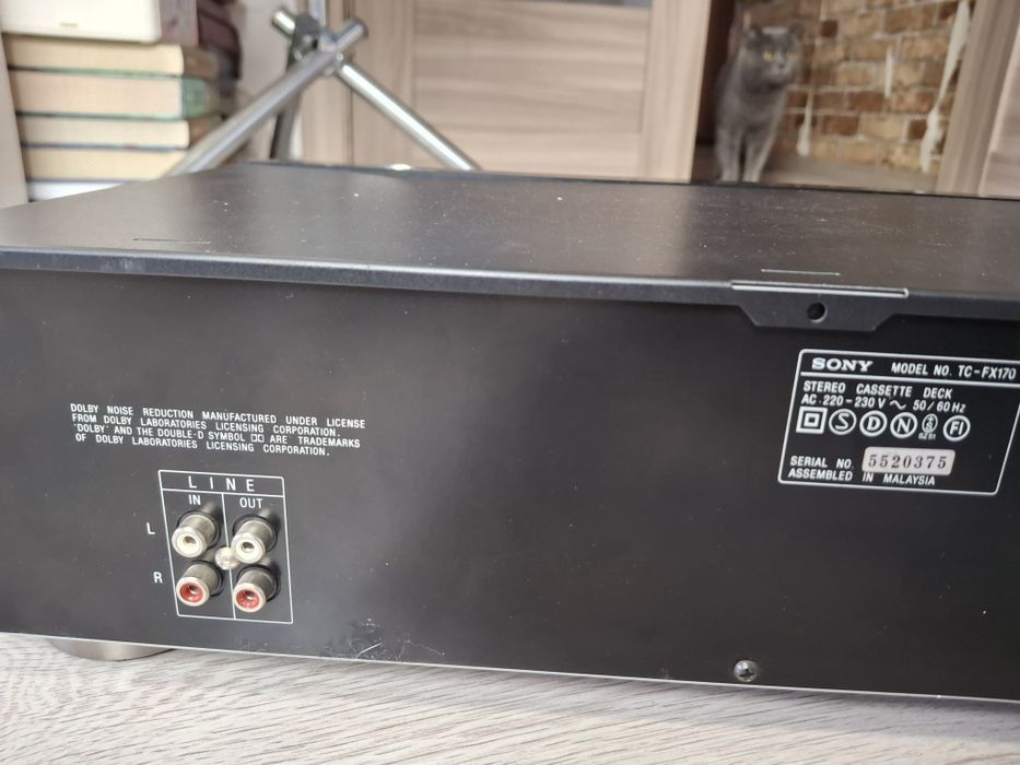 Касетна дека Sony TC-FX170