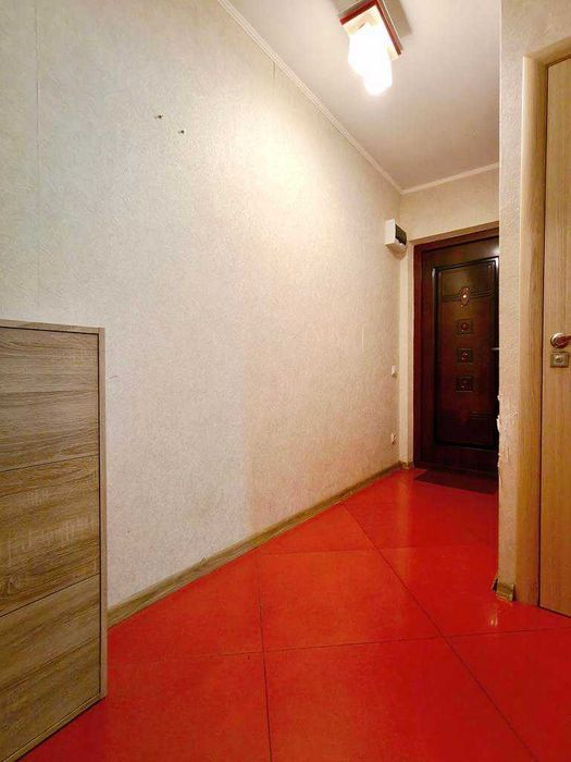 Продаж 3-х кімнатної квартири з меблями по вулиці Самоквасова 18 (мікрорайон Шерстянка)