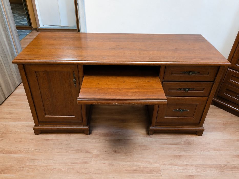 Komplet mebli do gabinetu, biura lub salonu – styl klasyczny/rustykalny