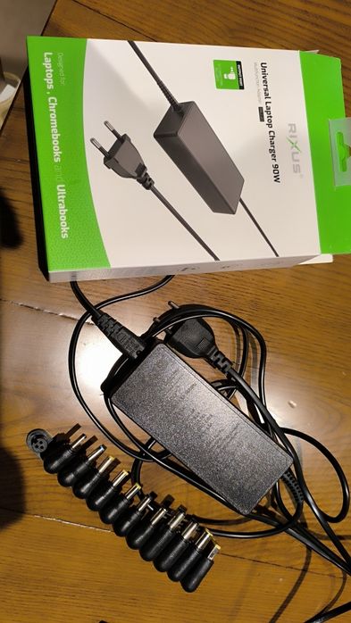 Universal Charger444520613450229761