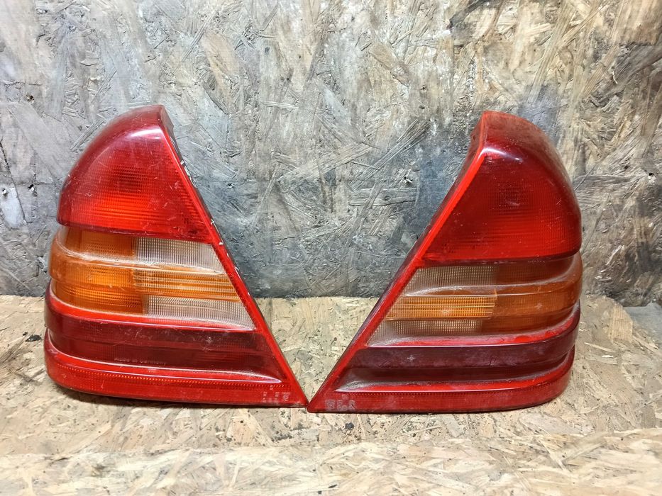 Ліхтар задній Мерседес W 202 Mercedes W 202 2028200264