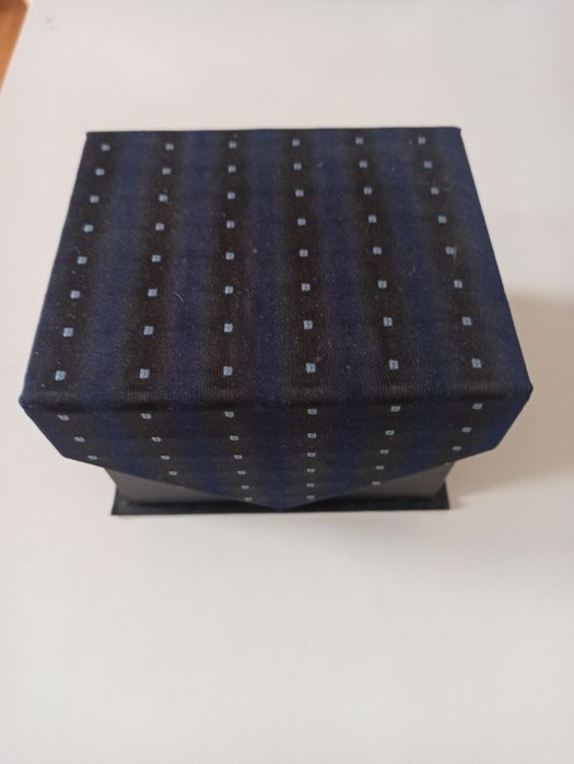 Krawat w pudełku In Extenso