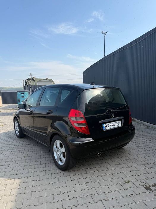 Машина Mercedes a-150
