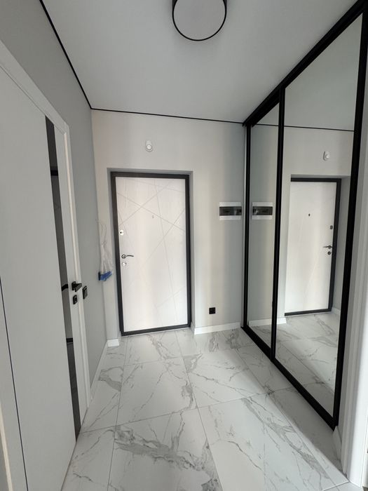 Продаж дизайнерської квартири  по вулиці Любечська 114 ( Масани)