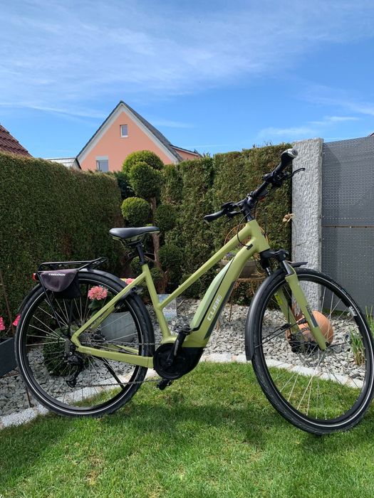 Rower elektryczny Cube Touring Hybrid ONE 500