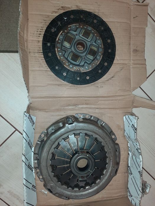 Комплект щеплення Avensis