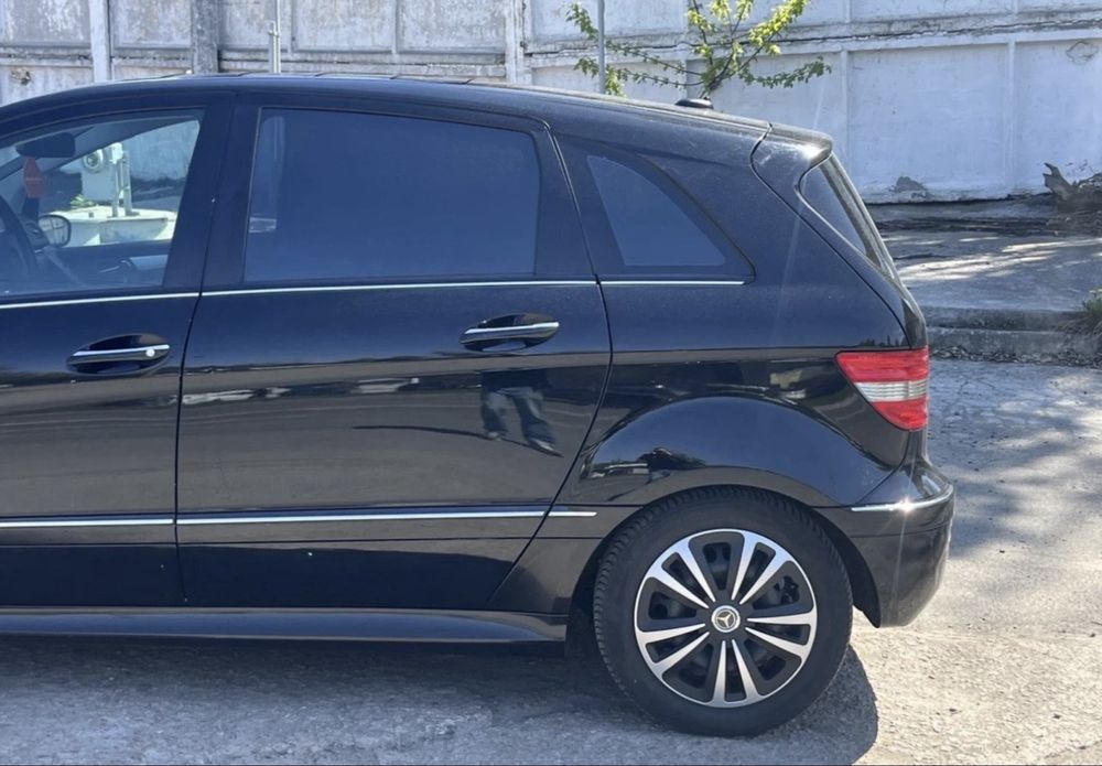 Mercedes-Benz B200 Turbo W245/Максимальна комплектація/193 к.с.