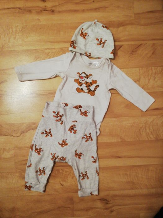 Komplet body + spodenki + czapka dla niemowlaka
