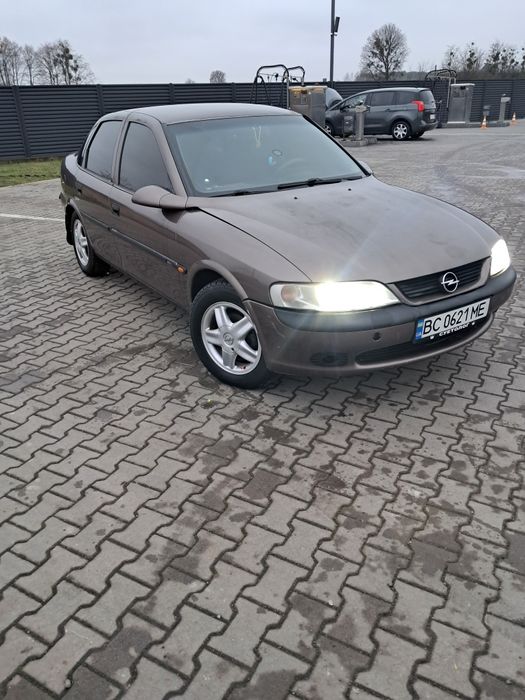 Продам опеля.вектра б