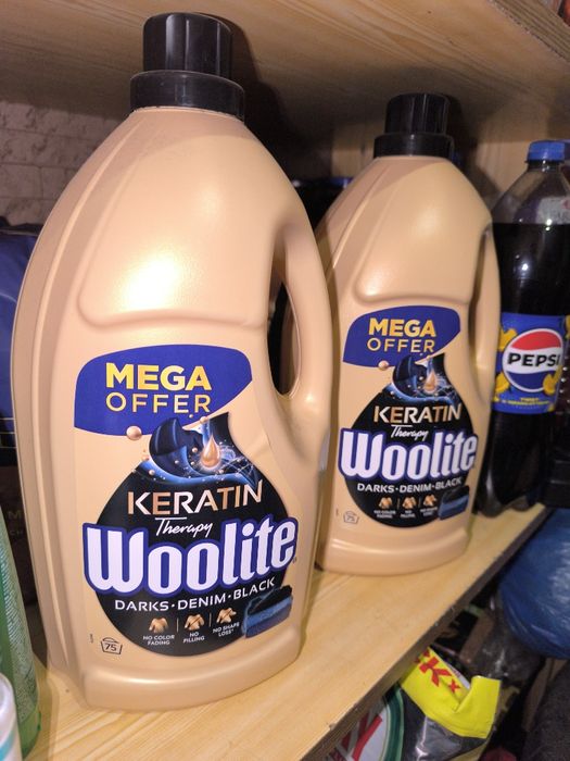 Płyny do prania Perwoll keratin do czarnego 4,5Lx2