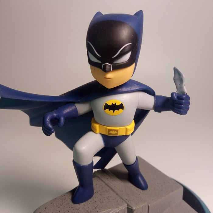 Фігурка персонажу DC Batman.  Action figure