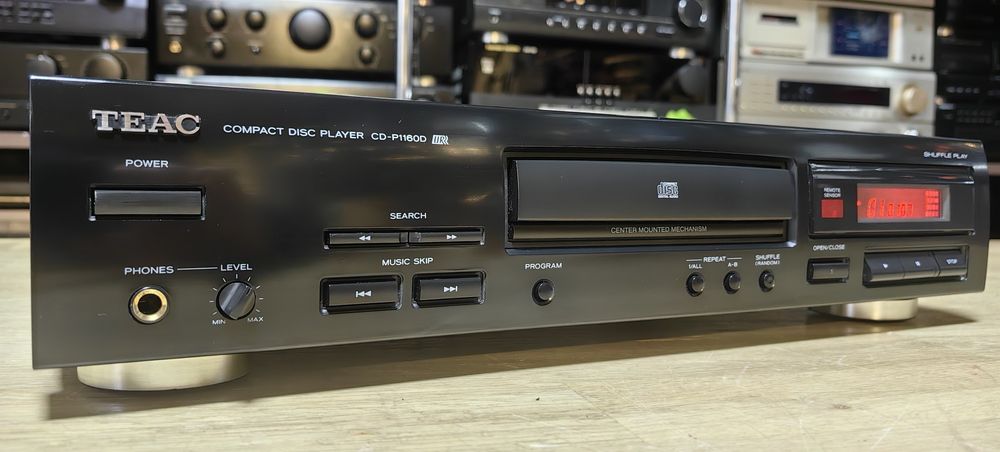CD програвач Teac CD-P1160D