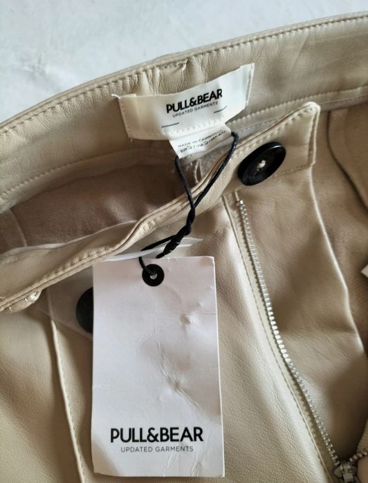 Calças Napa beje Pull & Bear