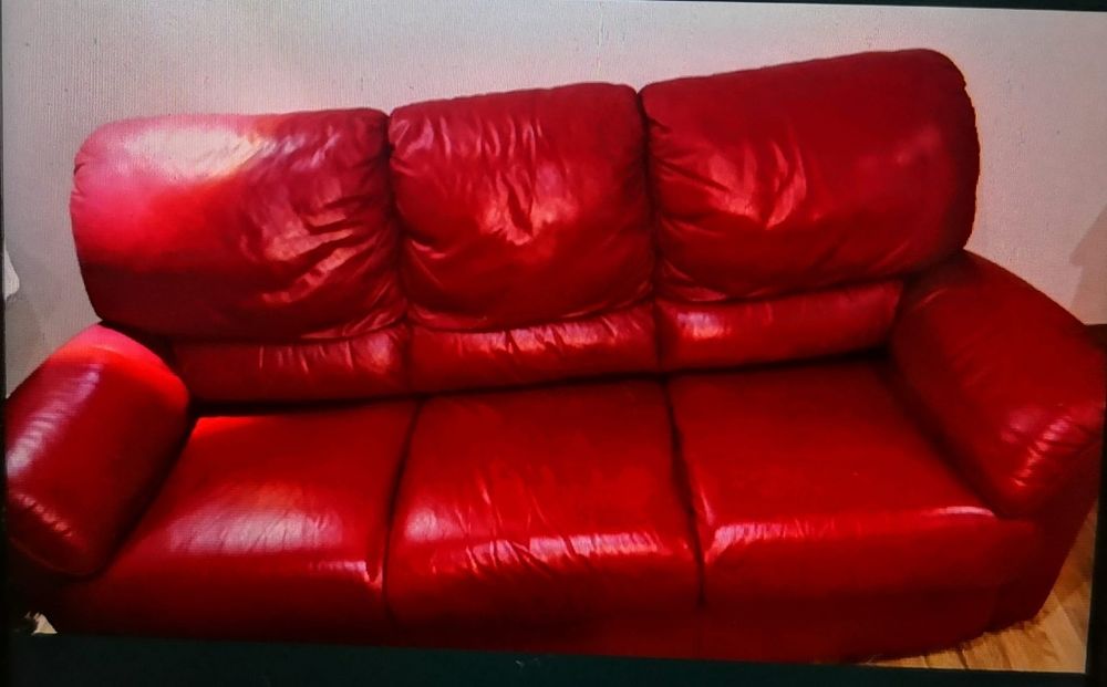 Sofá de 3 lugares em pele da Divani e Divani