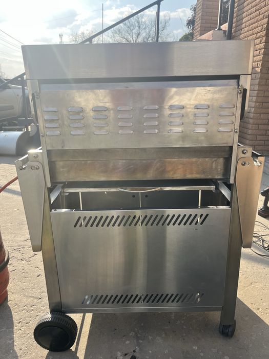 газовий гриль Master Grill