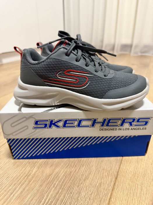 Sketchers кросівки 33 розмір