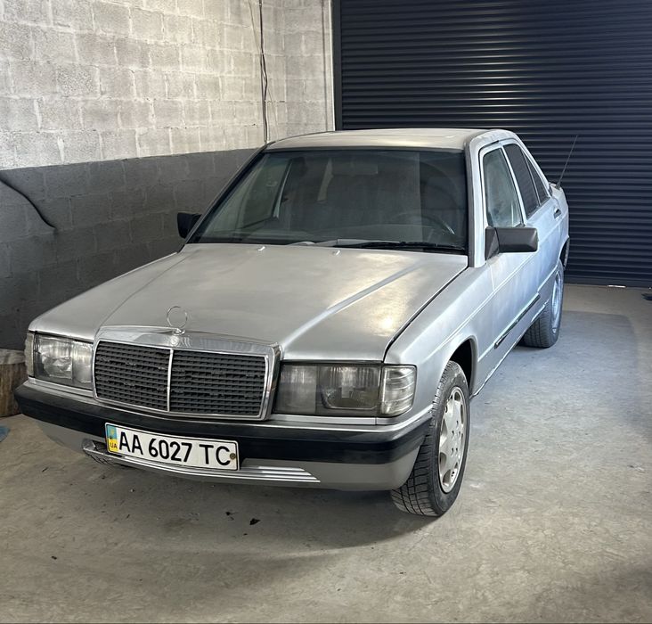 Мерседес 190, 87 року
