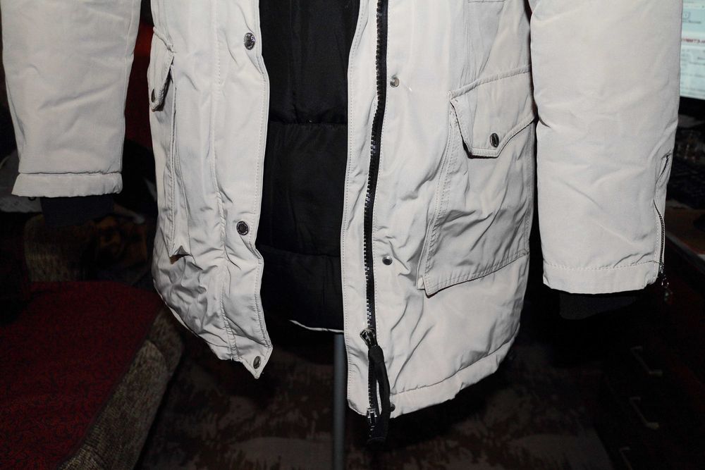 Куртку женскую, теплую