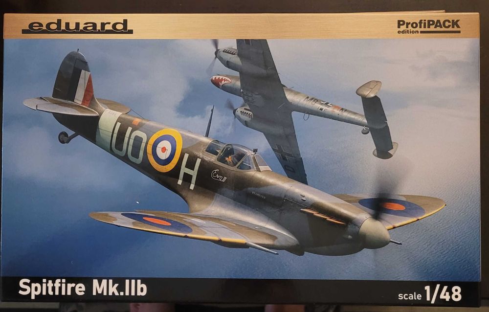 Kits 1:48 Eduard Spitfire modelismo