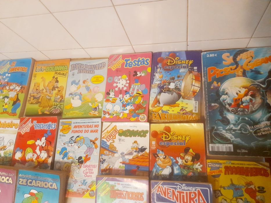 Conjunto de 20 Livros de Banda Desenhada Disney Diversos