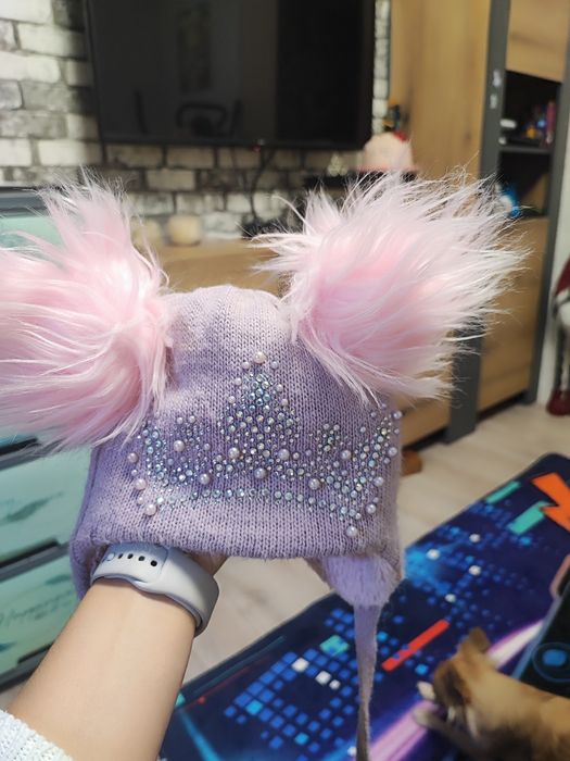 Шапочка тепленька на дівчинку