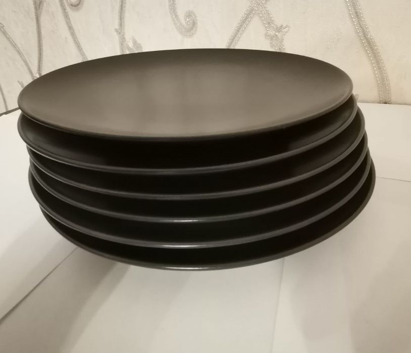 Тарелки 26 см обеденные Икея Португалия.