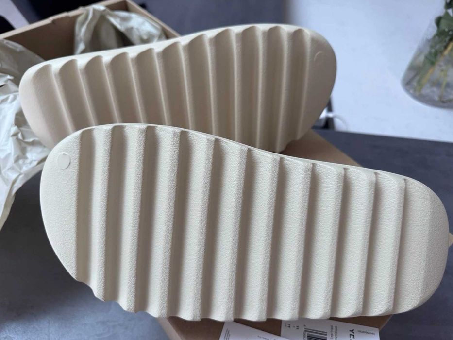 adidas Yeezy Slide, 37