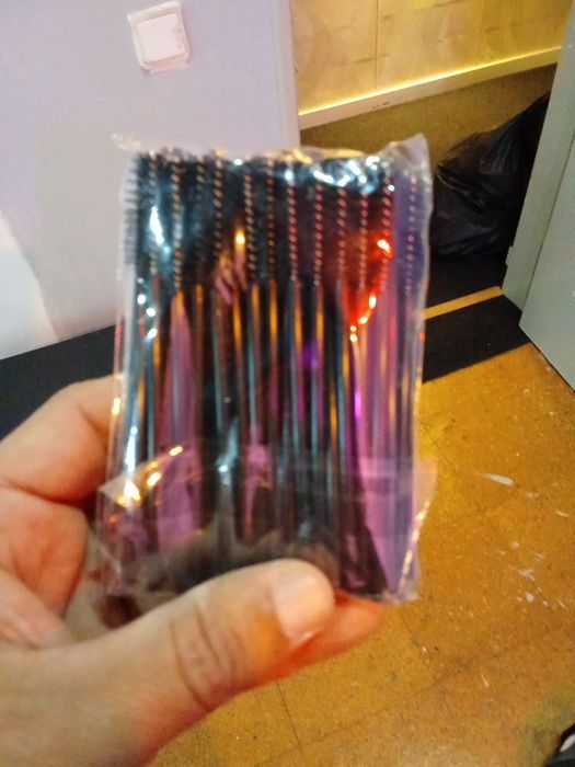 BLUSH 50 pincel regular oco todo preto