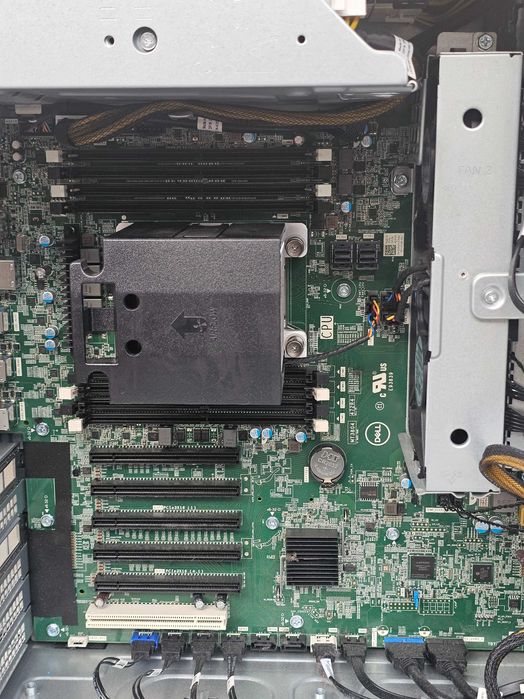 Робоча Графічна станція Dell Precesion 5820 / S2066 / DDR4 / W2123