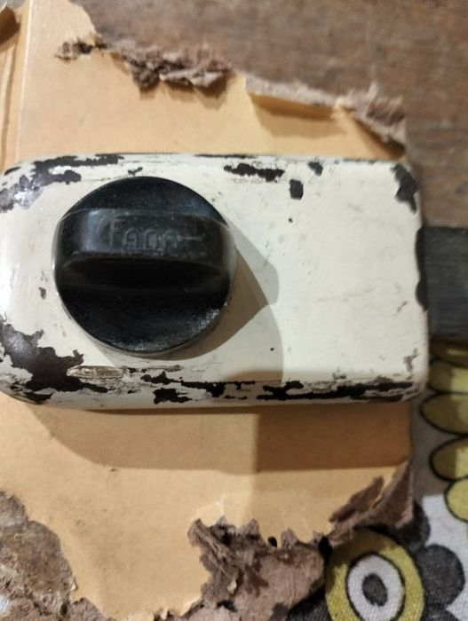 Stare zameki wierzchnie Łucznik i Fama