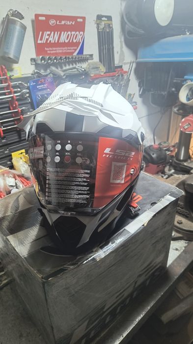 Продам Ls2 Evo pioneer 2xxl