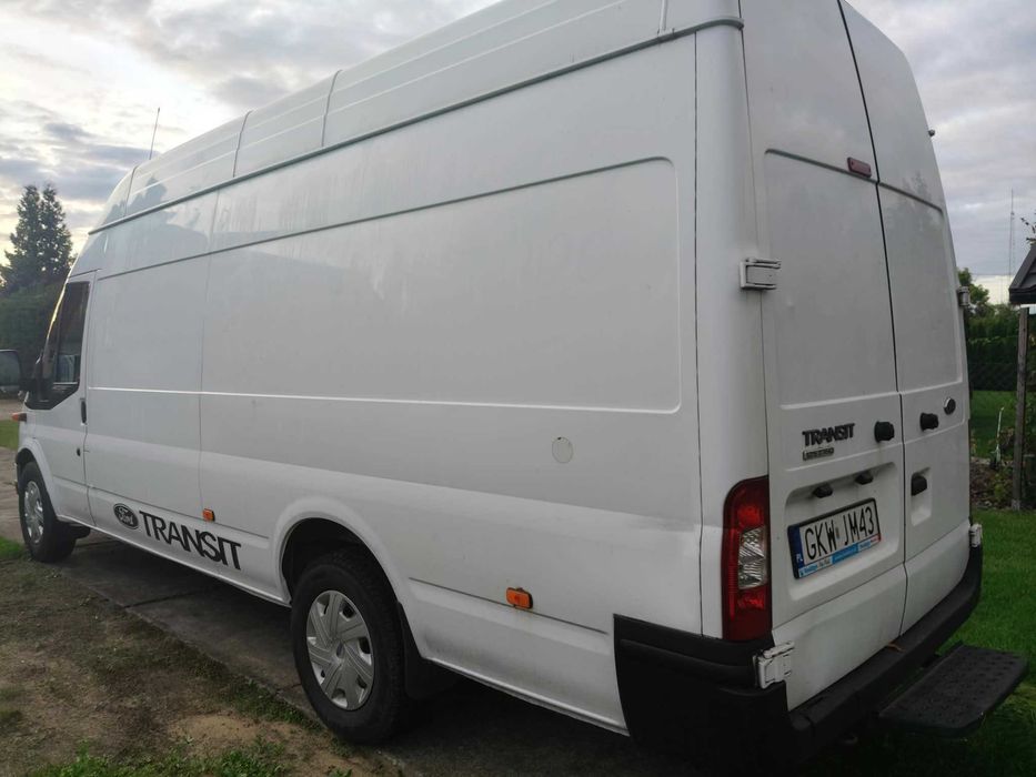 Ford transit jumbo max 2.2 , 124km