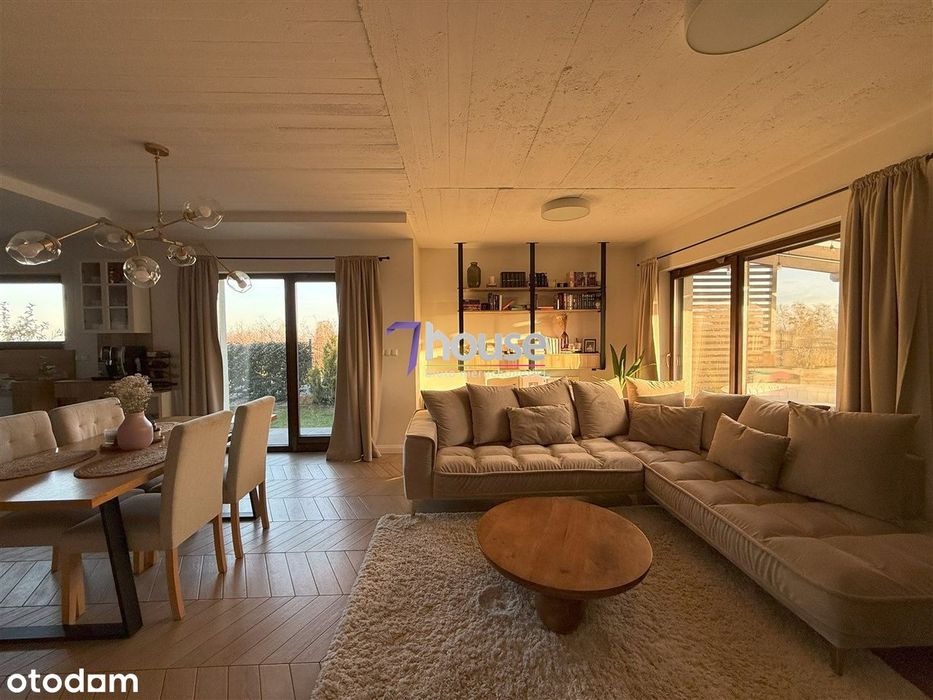 Nowoczesny dom, w cichej, malowniczej Okolicy!