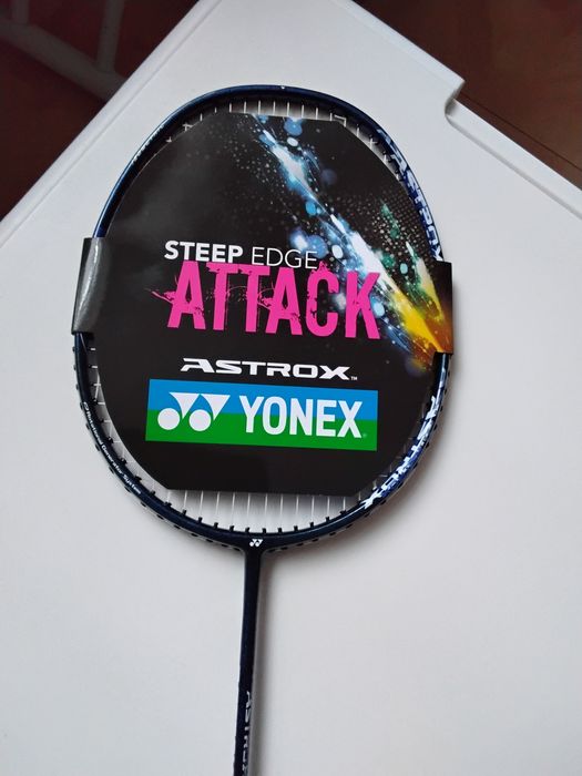 Ракетка для бадмінтона  Yonex Аstrox нова