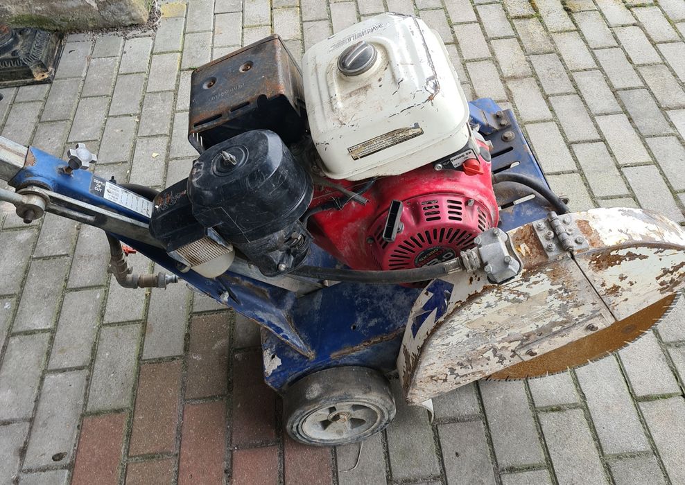 Piła przecinarka do asfaltu betonu