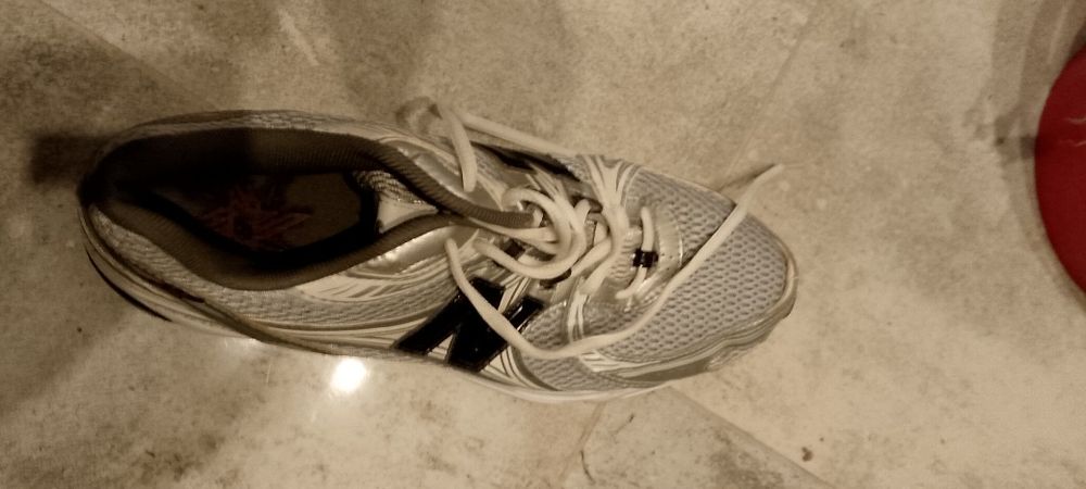 Sprzedam adidasyNb