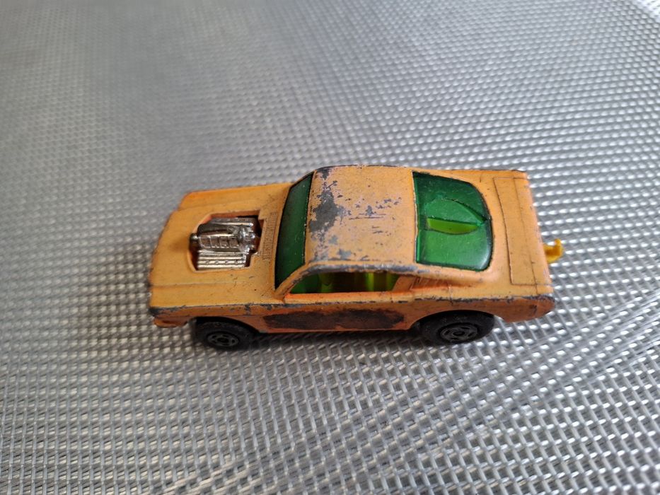 Matchbox model samochodu skala 1:64