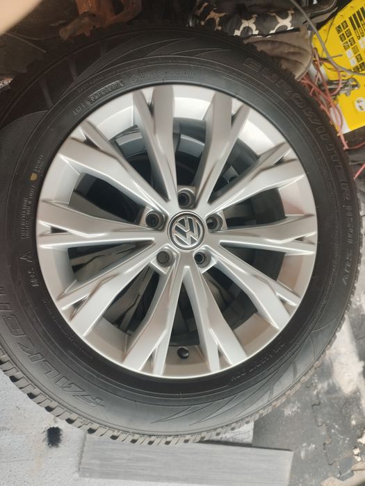 Felgi alufelgi koła VW 17 jak nowe