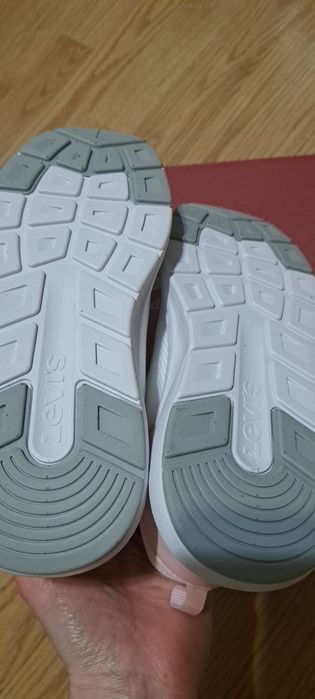 Adidaski Levis rozm.35 dla dziewczynki