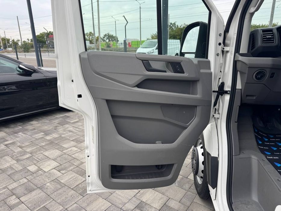 Volkswagen Crafter 2021 freshauto