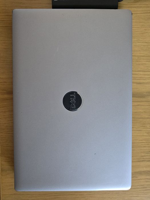 Laptop Dell Latitude 5521 i7-11850h Win 11 pro
