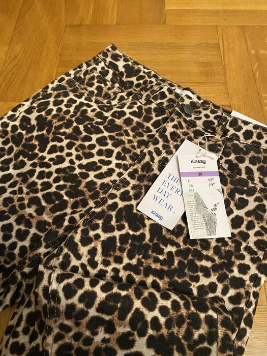 Жіночі штани(леопардові)