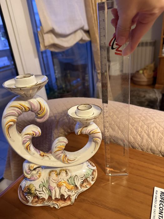 Castiçal antigo em porcelana fábrica ELPA Alcobaça